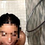 Third pic of Je la baise dans la douche de ses parents - AmateurPorn