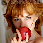First pic of RylskyArt - APPLE & SIN with Marta Gromova