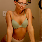 Second pic of Savannah Small Nude in Robot Toothbrush - Free Zishy Gallery From Bunny Lust