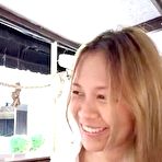 Second pic of Tara_boomboom shameless Asian jerks off her hole in a public place 2020-11-15 - MoreAmateurs.com