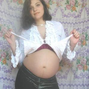 Pregnant Teen Belly Tease #300573