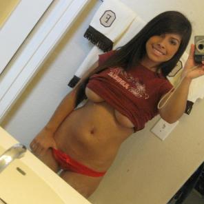 Busty Latina GF Nude Bathroom Pics #554089