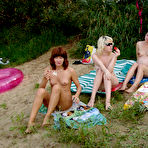 Second pic of Pretty ladies totally nude at the nude beach