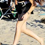 Fourth pic of Lindsay Lohan shows cleavage in black bikini in Malibu