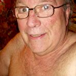 First pic of MenBucket.com - Real submitted pics of amateur men, guys, daddies and bears! Homemade gay sex!