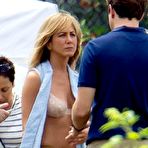 First pic of Jennifer Aniston absolutely naked at TheFreeCelebMovieArchive.com!