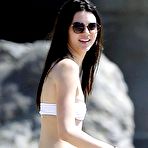First pic of :: Largest Nude Celebrities Archive. Kendall Jenner fully naked! ::