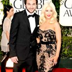 Second pic of Christina Aguilera sexy posing at Golden Globe Awards 2011