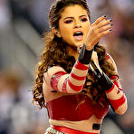 Second pic of Selena Gomez sex at Thanksgiving Halftime Performance