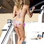 First pic of LeAnn Rimes sexy in bikini on a private yacht