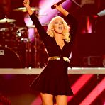 First pic of Christina Aguilera sexy performs on the stage