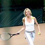 Second pic of Heather Locklear