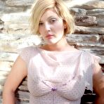 Third pic of Drew Barrymore - CelebSkin.net