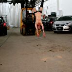 First pic of Hanged and lashed under a forklift