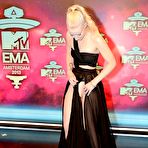 Fourth pic of Iggy Azalea wardrobe malfunction at MTV Europe Music Awards