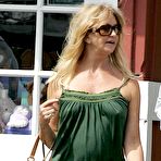 First pic of Goldie Hawn