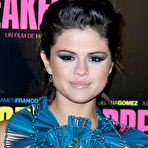 Second pic of Selena Gomez fully naked at Largest Celebrities Archive!
