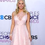 Second pic of Kaley Cuoco at 2013 Peoples Choice Awards