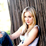 First pic of Kaley Cuoco picture gallery