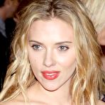 First pic of Scarlett Johansson shows cleavage in night dress at redcarpet