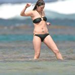 Third pic of Drew Barrymore in bikini on the beach in Hawaii