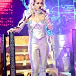 First pic of Rita Ora performs live on the stage