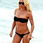 First pic of  Pamela Anderson fully naked at Largest Celebrities Archive! 