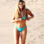 Second pic of Denise Richards cameltoe free photo gallery - Celebrity Cameltoes