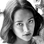 First pic of :: Olivia Hussey naked photos :: Free nude celebrities.