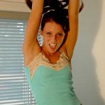 First pic of 18 year old teen virgin