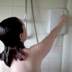 First pic of Showering Amateurs Voyeur