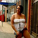 Third pic of Cheeky Amateur Flasher