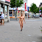 Third pic of Nude-in-Public