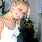 First pic of Sexy Blonde Teen