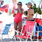 Fourth pic of Elsa Pataky in black bikini on the beach