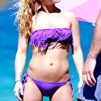 Fourth pic of Hayden Panettiere cleavage & cameltoe on the beach