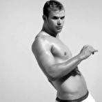 Fourth pic of :: BMC :: Kellan Lutz nude on BareMaleCelebs.com ::