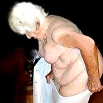 Third pic of Granny, Mature sex :: Old Tarts!
