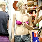 Third pic of Kirsten Dunst - Free Nude Celebrities at CelebSkin.net