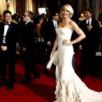 Third pic of Cameron Diaz posing at 84th Annual Academy Awards