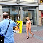 First pic of Nude-in-Public