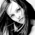 First pic of :: Vanessa Paradis naked photos :: Free nude celebrities.