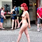Third pic of Nude-in-Public
