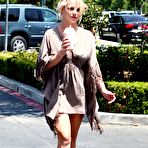 Fourth pic of Britney Spears in mini dress shows her legs paparazzi shots