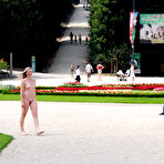 Third pic of Nude-in-Public