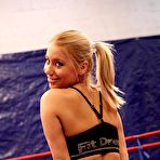 Second pic of Jessie Volt and Nikky Thorne get down in the Ring (21Sextury - 18 Pictures)
