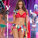 Second pic of Tyra Banks
