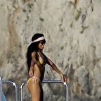 Second pic of :: Largest Nude Celebrities Archive. Rihanna fully naked! ::