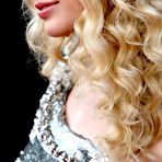 Third pic of -= Banned Celebs presents Taylor Swift gallery =-