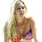 First pic of Busty Heidi Montag sexy in bikini in Bahamas paparazzi shots